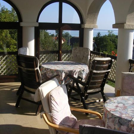 Pigal Panzio Bed & Breakfast Badacsonyors ภายนอก รูปภาพ
