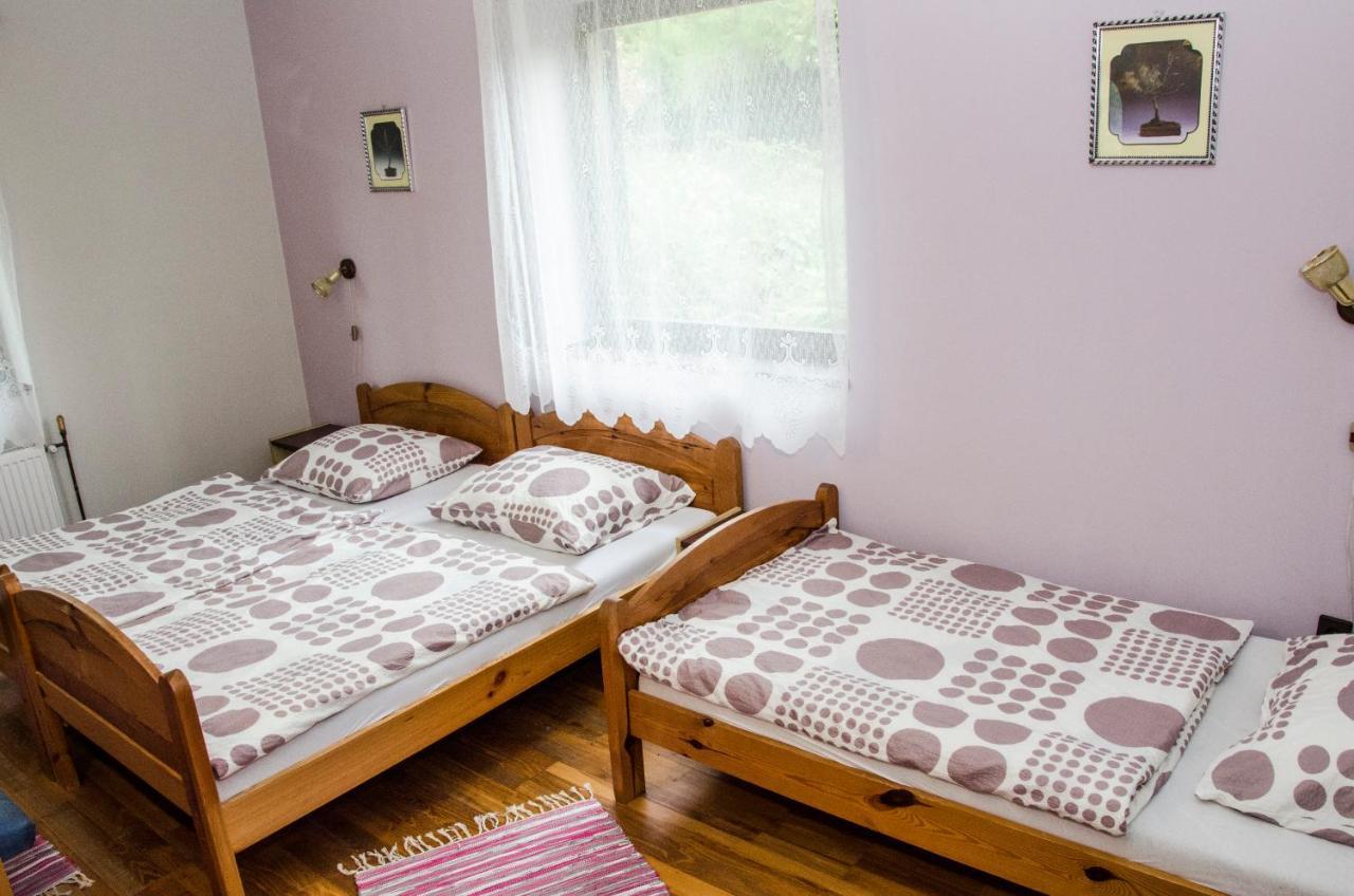 Pigal Panzio Bed & Breakfast Badacsonyors ภายนอก รูปภาพ