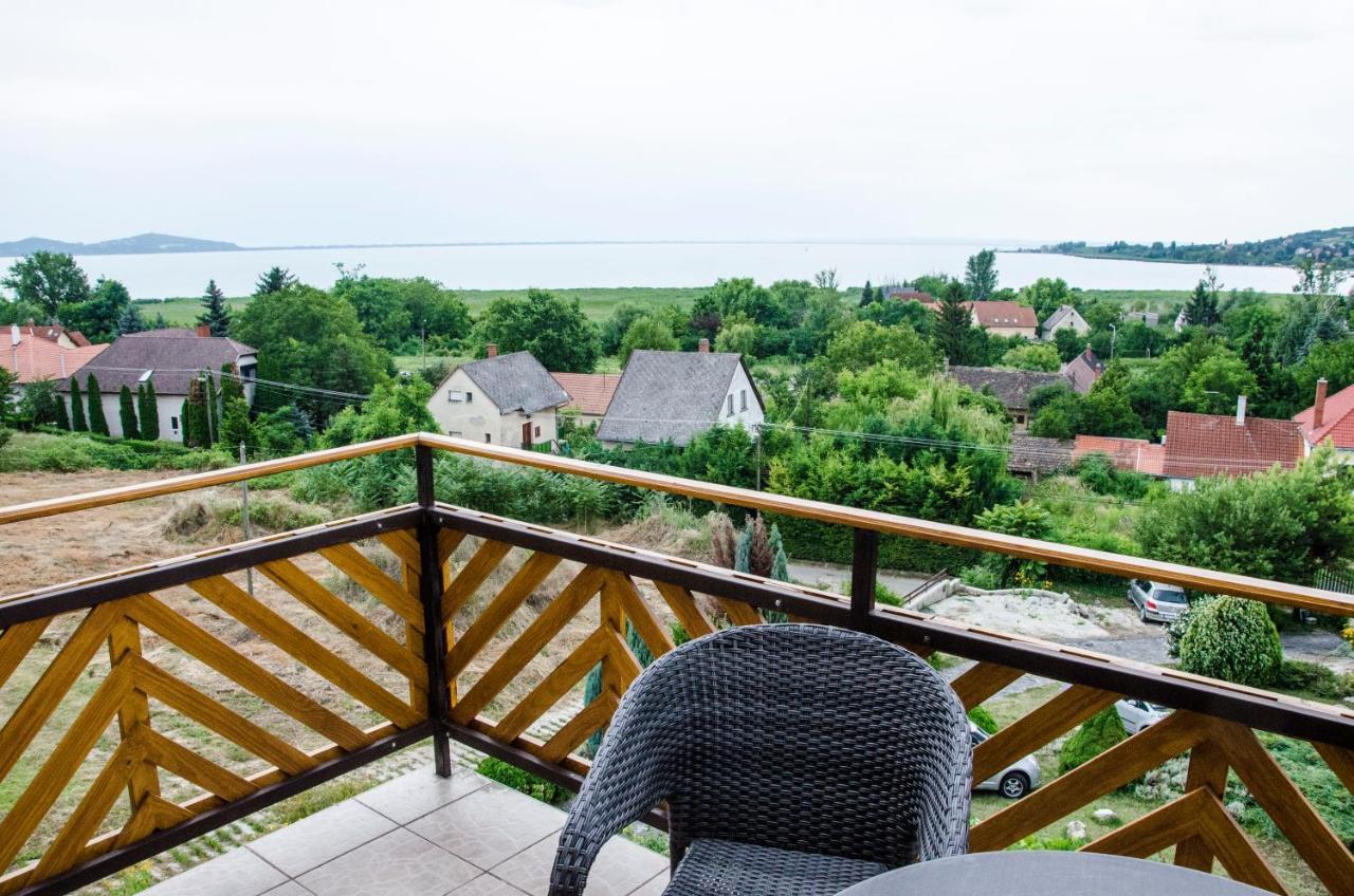 Pigal Panzio Bed & Breakfast Badacsonyors ภายนอก รูปภาพ