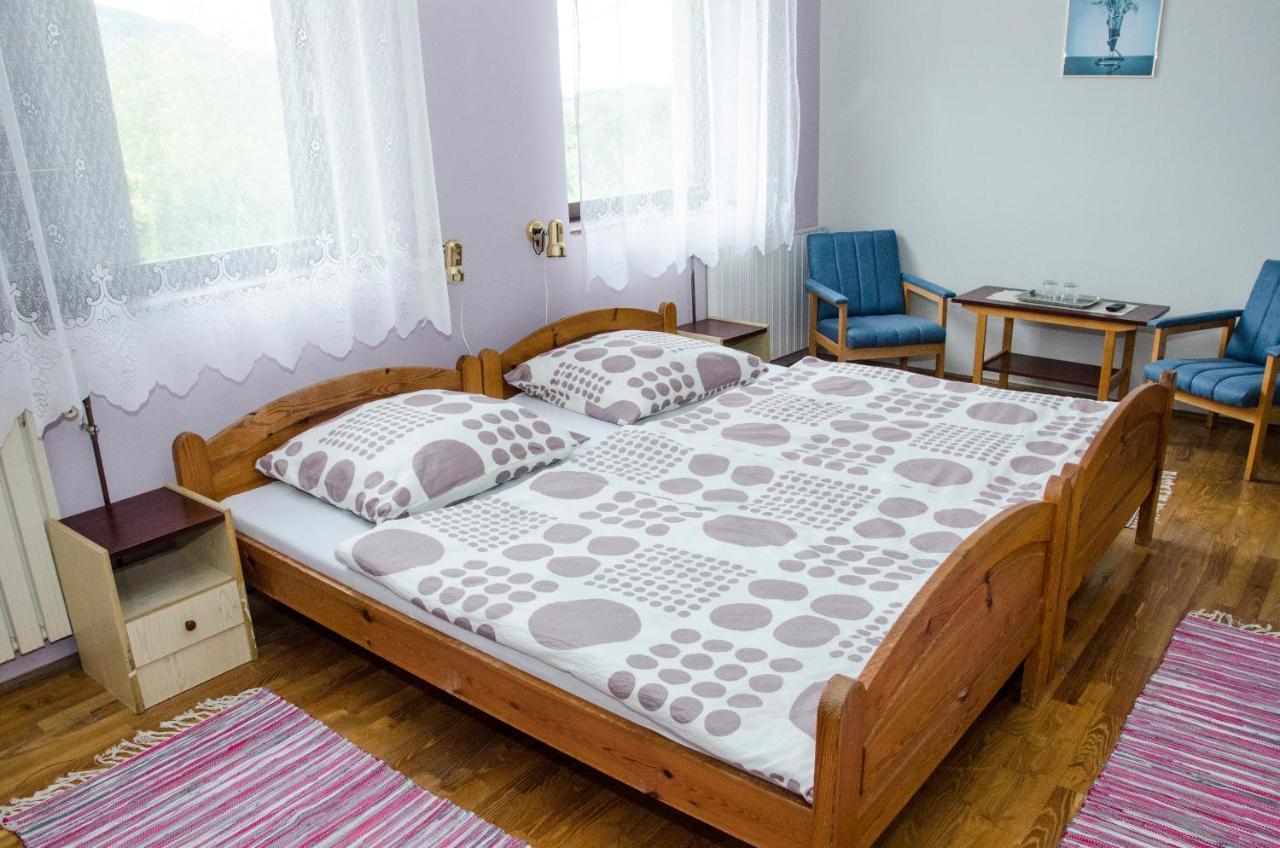 Pigal Panzio Bed & Breakfast Badacsonyors ภายนอก รูปภาพ